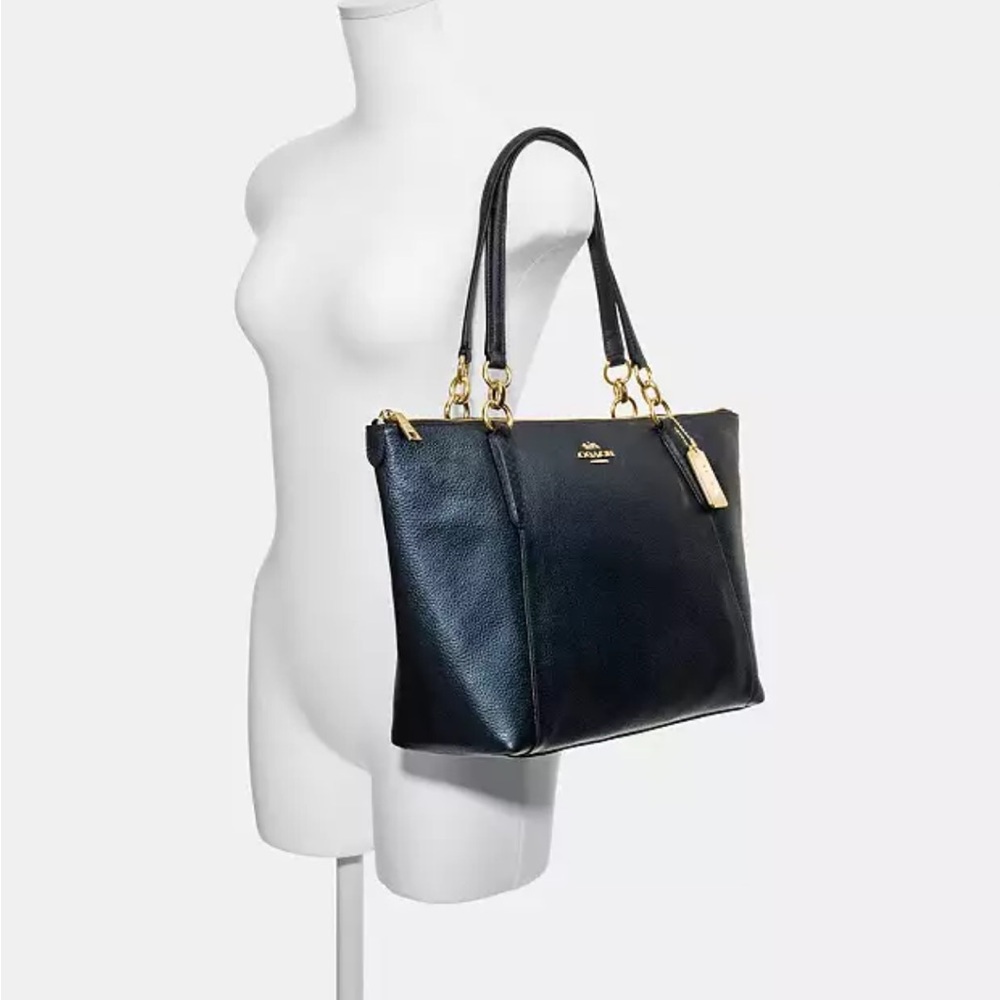 Coach Ava Crossgrain Leather Tote Bag with Metal Tag in Navy - Picture 4 of 6